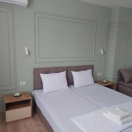 סטרוגה Lotos Apartments מראה חיצוני תמונה