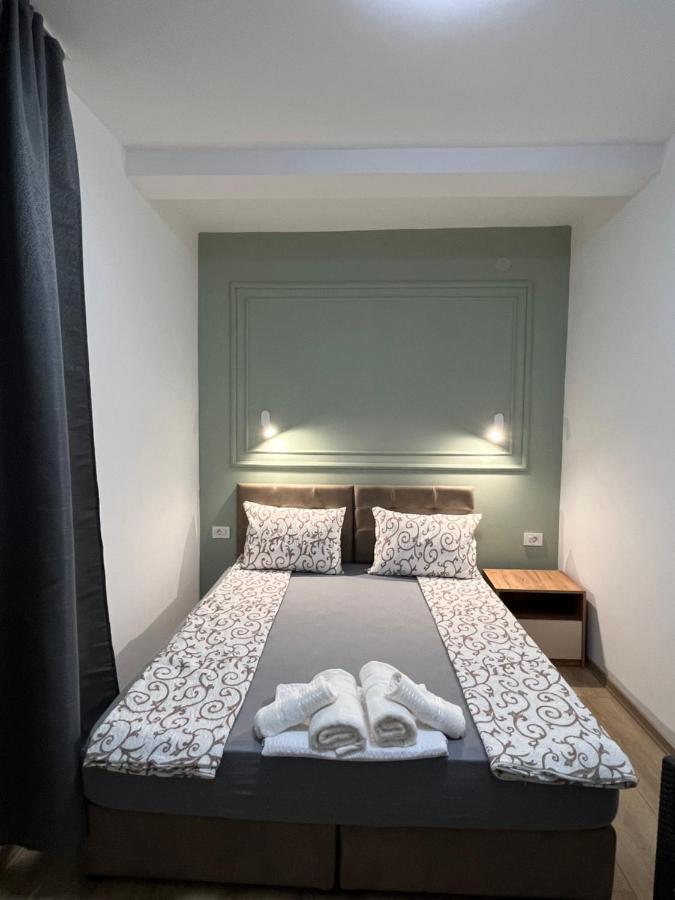 סטרוגה Lotos Apartments מראה חיצוני תמונה
