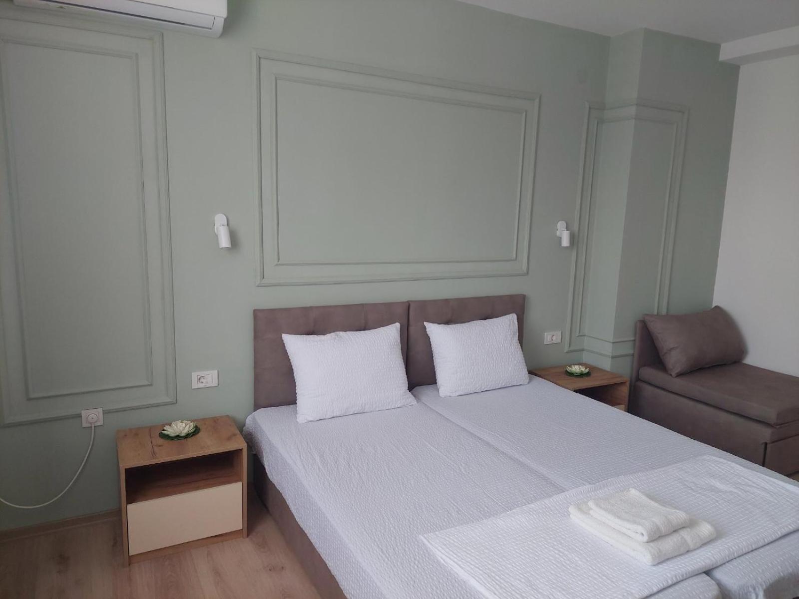 סטרוגה Lotos Apartments מראה חיצוני תמונה