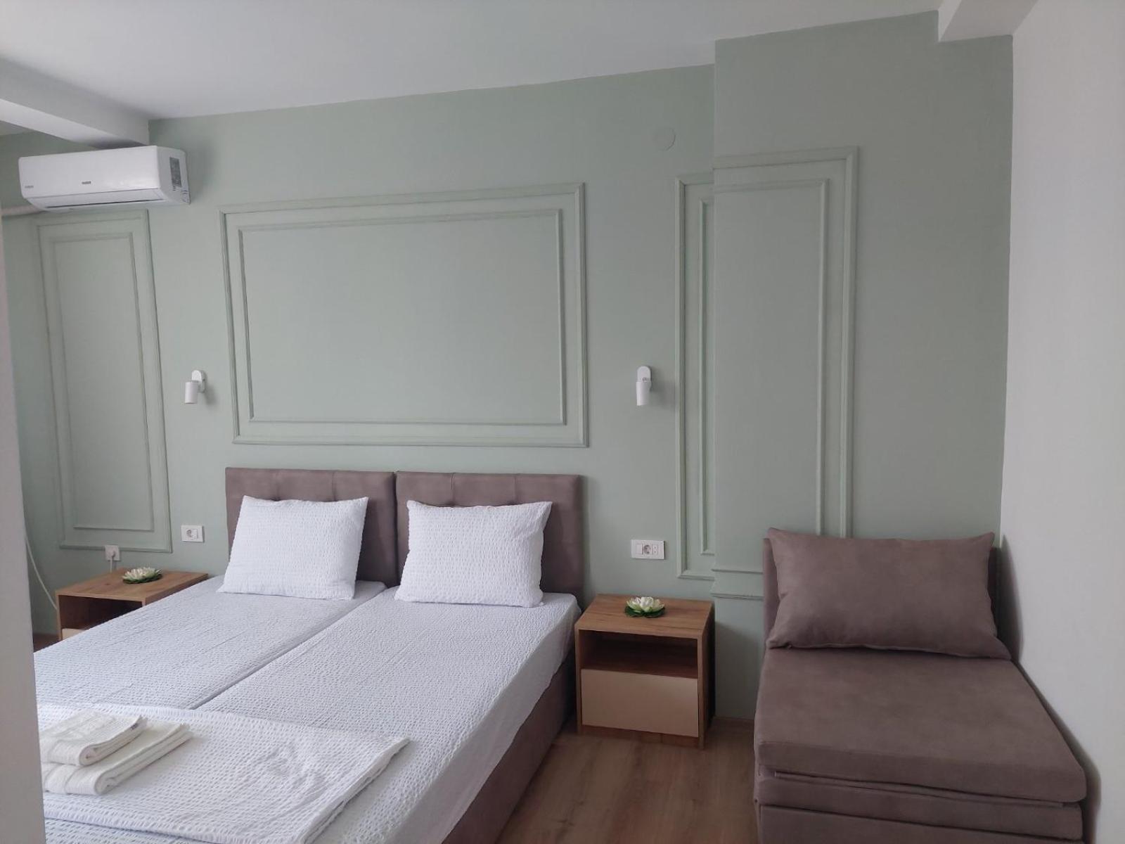 סטרוגה Lotos Apartments מראה חיצוני תמונה